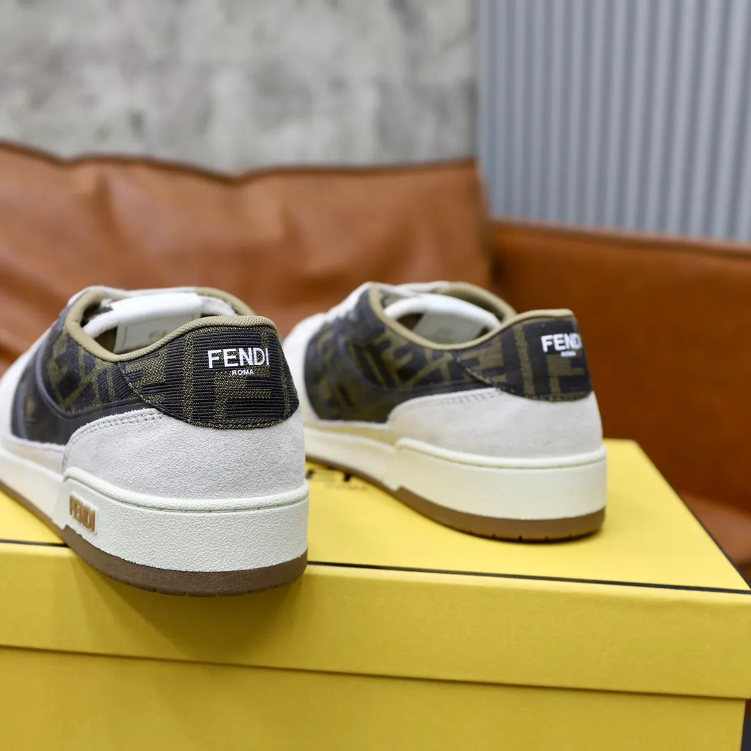 Ex-factory price: 580🔥Couple model (top original order) Brand: FENDI Size: 35-44 (customized for men 38 and 45) Grade: original order quality high version Material: imported original cowhide stitching➕ high-quality and comfortable lining original TPU lightweight non-slip outsole Style category: travel fashion casual shoes versatile trend